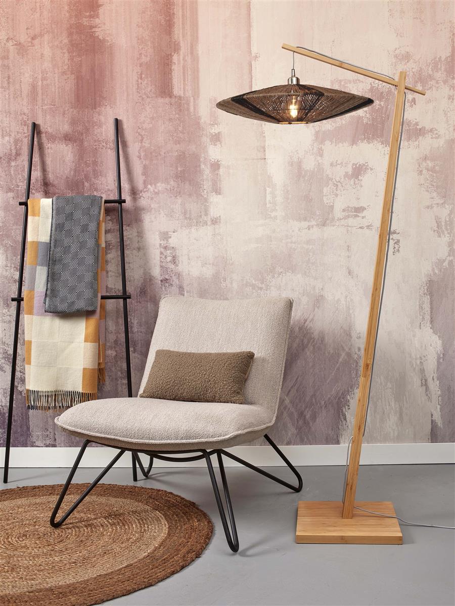 GOOD&MOJO I Stehleuchte I IGUAZU I Farbe: Natur/Schwarz I Schirm: Ø55 x 14