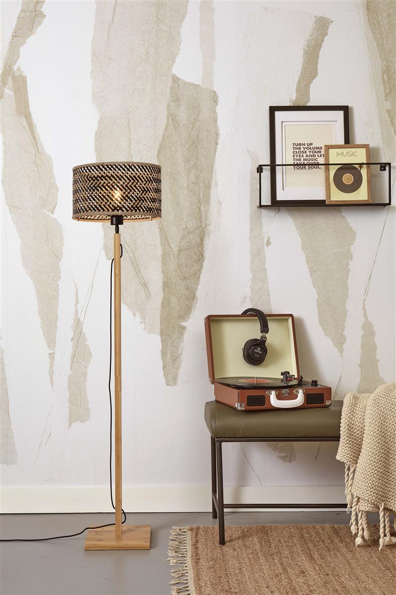 GOOD&MOJO I Stehleuchte I JAVA I Farbe: Natur/Schwarz I Schirm: Ø32 x 18