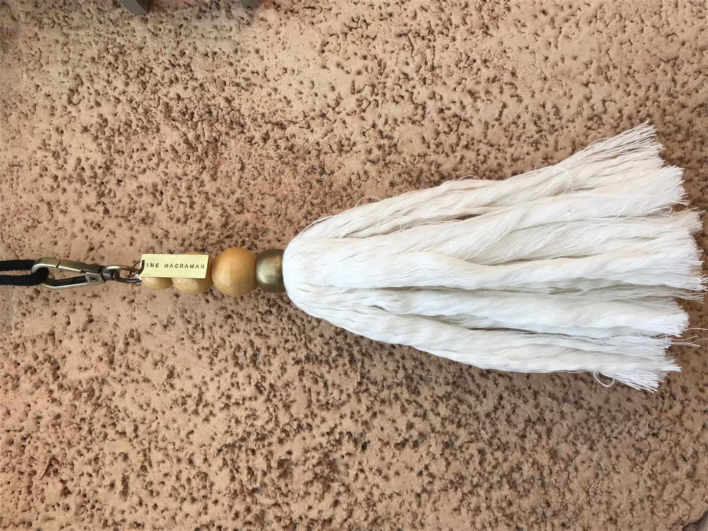 Perlen-Schlüsselanhänger KARAS I Creme I exzellentes & nachhaltiges Makramee