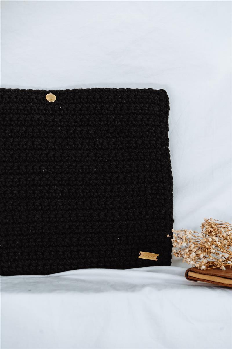 Laptophülle MACCA I Schwarz I 14" I exzellentes & nachhaltiges Makramee