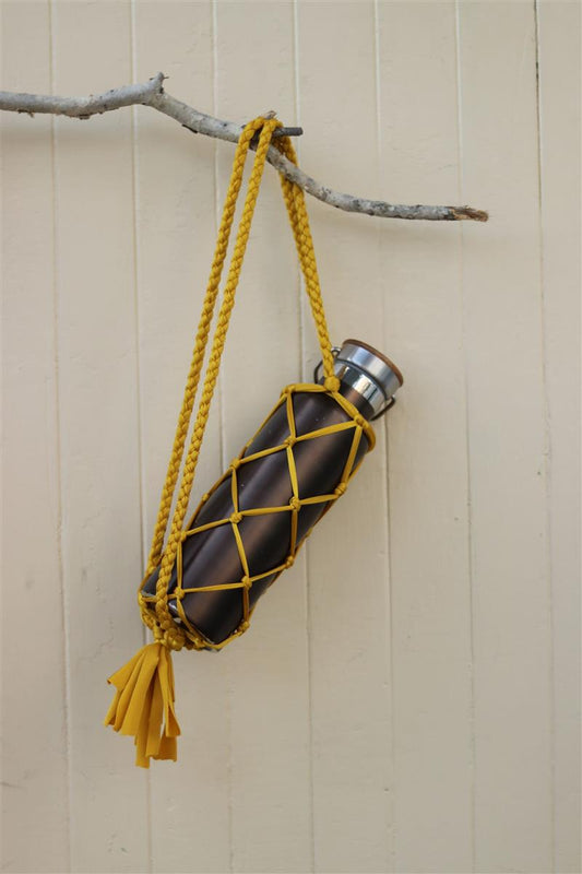 Trinkflasche-Rucksack NAVARNA I Aperol I exzellentes & nachhaltiges Makramee