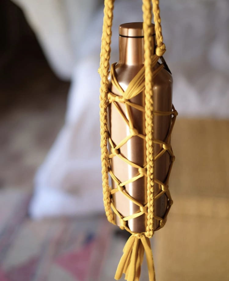 Trinkflasche-Rucksack NAVARNA I Aperol I exzellentes & nachhaltiges Makramee