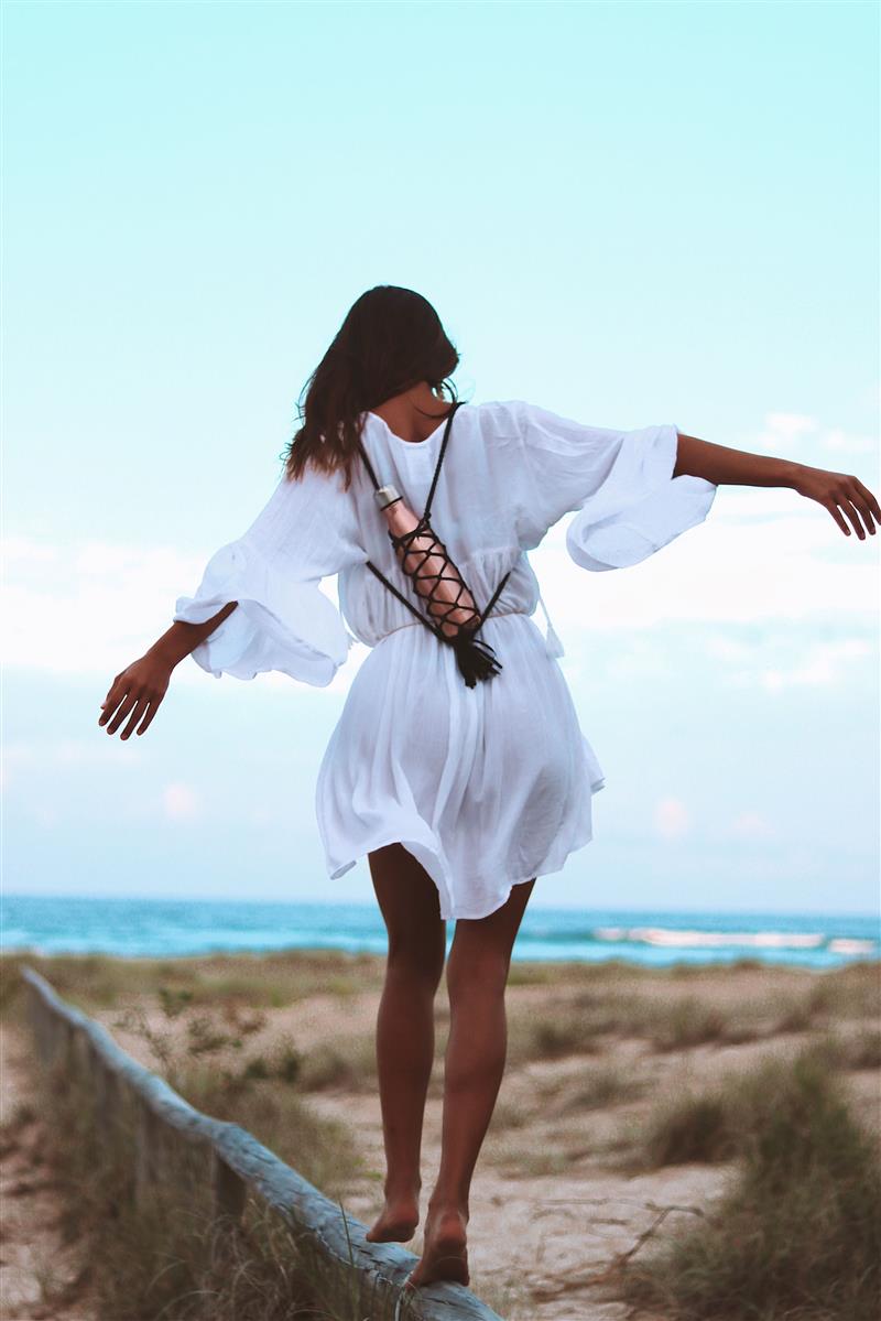 Trinkflasche-Rucksack NAVARNA I Jet-Schwarz I exzellentes & nachhaltiges Makramee